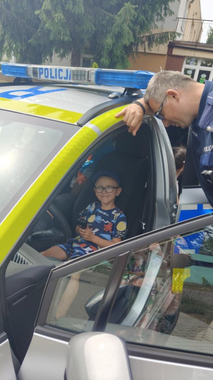 Spotkanie z funkcjonariuszem policji- Bezpieczne Wakacje 2025 - Zdjęcie 9