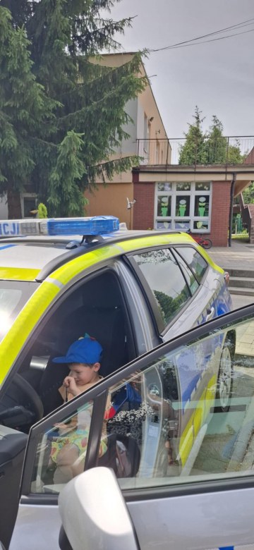 Spotkanie z funkcjonariuszem policji- Bezpieczne Wakacje 2025 - Zdjęcie 42