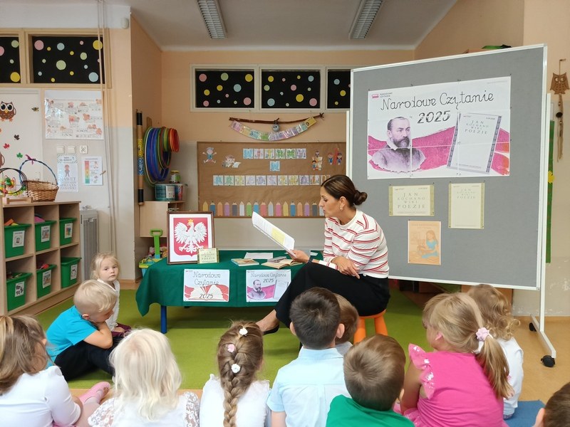 Sówki: Narodowe Czytanie 2025 - Zdjęcie 9
