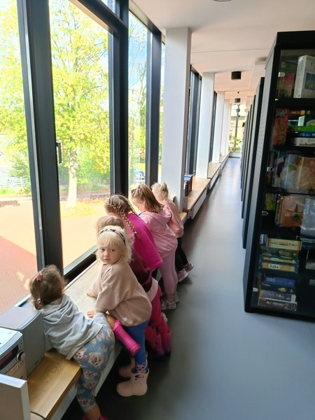 Sówki: Wyjście do biblioteki - Zdjęcie 25