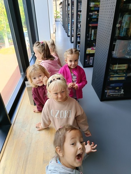 Sówki: Wyjście do biblioteki - Zdjęcie 27