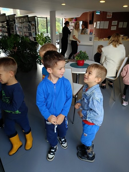 Sówki: Wyjście do biblioteki - Zdjęcie 29