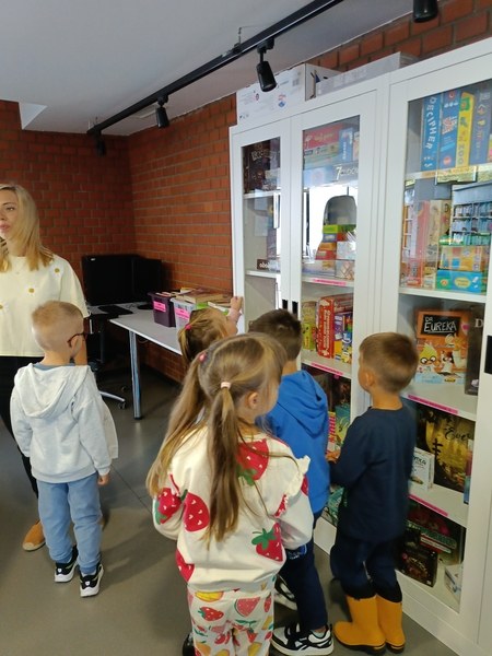 Sówki: Wyjście do biblioteki - Zdjęcie 40