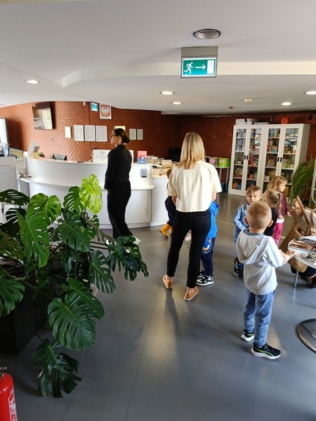 Sówki: Wyjście do biblioteki - Zdjęcie 42