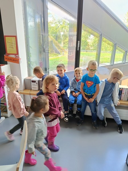 Sówki: Wyjście do biblioteki - Zdjęcie 47