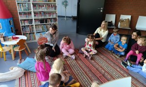 Sówki: Wyjście do biblioteki - Zdjęcie 9