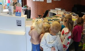 Sówki: Wyjście do biblioteki - Zdjęcie 17