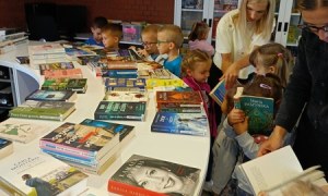 Sówki: Wyjście do biblioteki - Zdjęcie 23