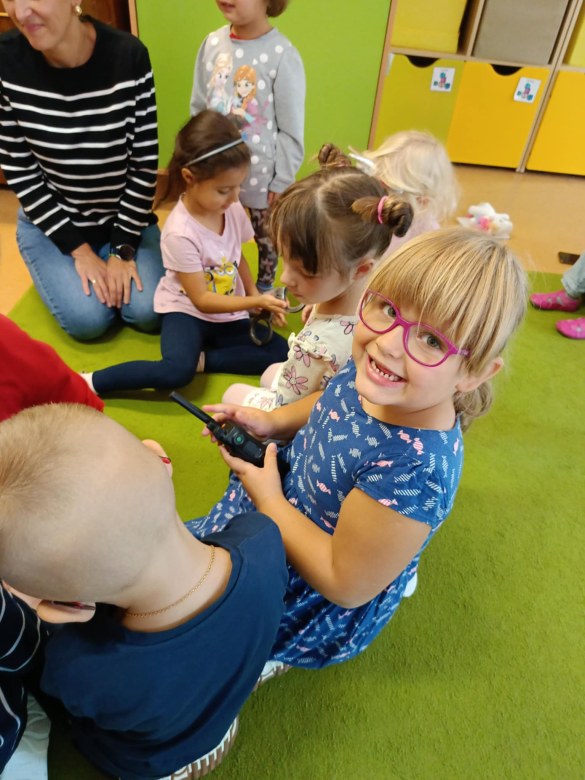 Spotkanie z Policjantem: Bezpieczna Droga Do Przedszkola - Zdjęcie 7