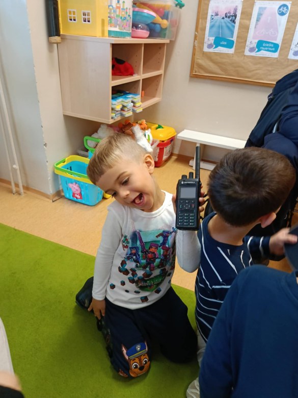 Spotkanie z Policjantem: Bezpieczna Droga Do Przedszkola - Zdjęcie 65