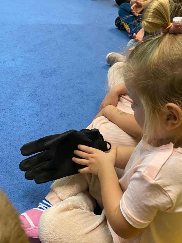 Spotkanie z Policjantem: Bezpieczna Droga Do Przedszkola - Zdjęcie 50