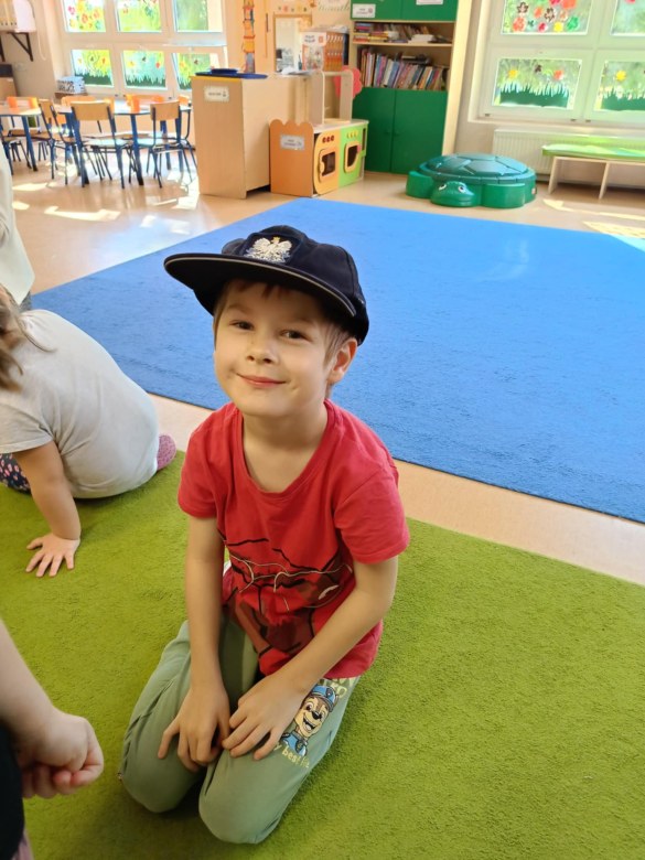 Spotkanie z Policjantem: Bezpieczna Droga Do Przedszkola - Zdjęcie 79