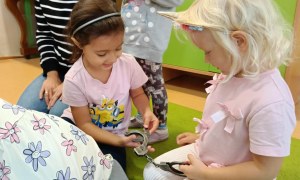 Spotkanie z Policjantem: Bezpieczna Droga Do Przedszkola - Zdjęcie 15