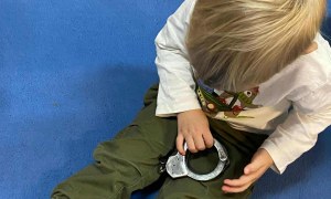 Spotkanie z Policjantem: Bezpieczna Droga Do Przedszkola - Zdjęcie 78