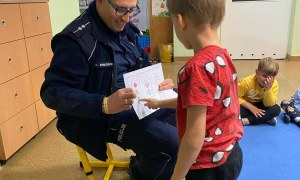 Spotkanie z Policjantem: Bezpieczna Droga Do Przedszkola - Zdjęcie 59