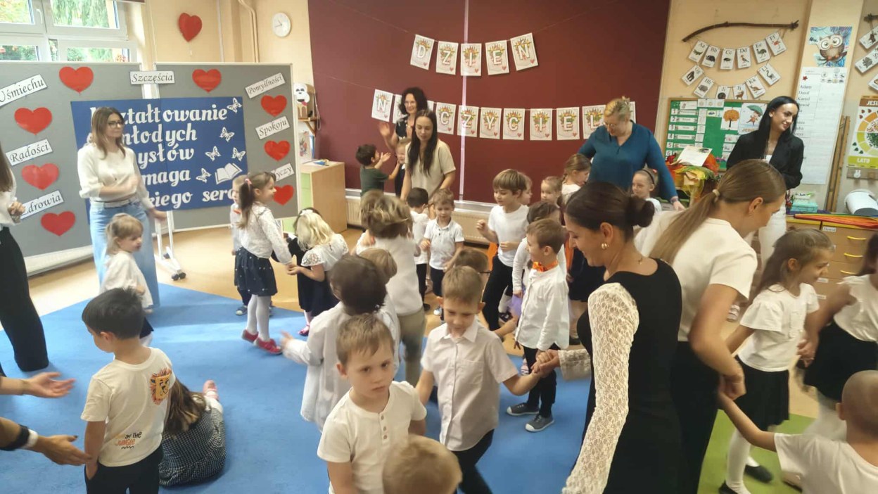 Akademia z okazji Dnia Edukacji Narodowej - Zdjęcie 48