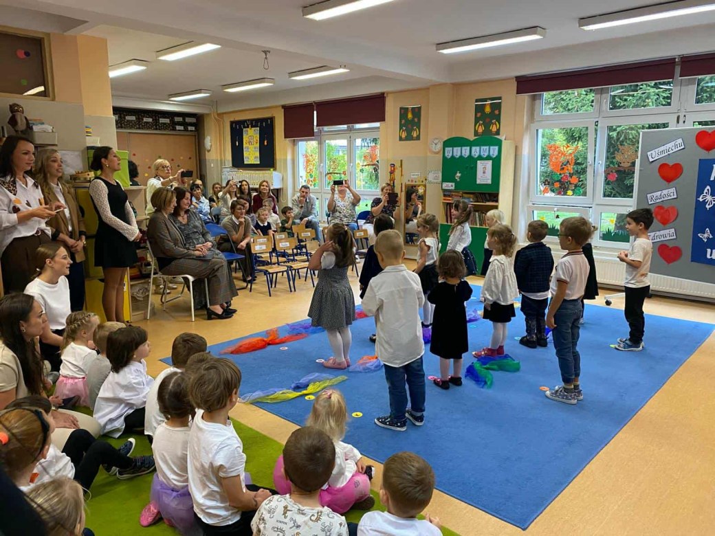 Akademia z okazji Dnia Edukacji Narodowej - Zdjęcie 16