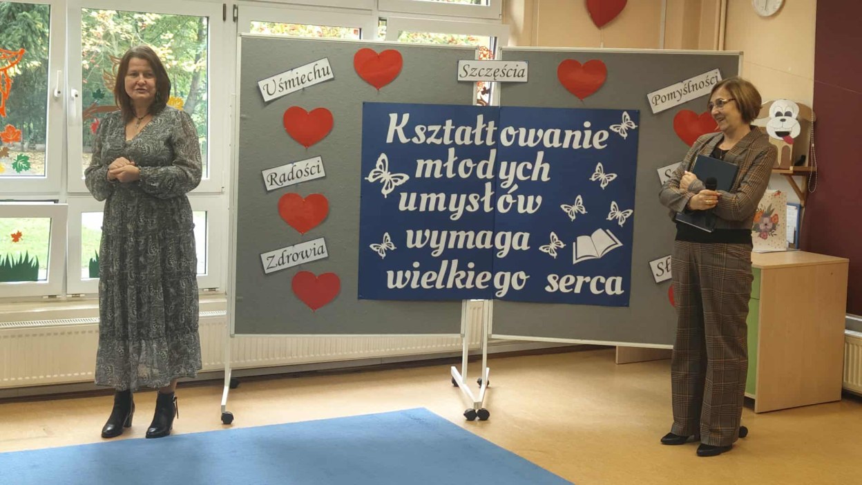 Akademia z okazji Dnia Edukacji Narodowej - Zdjęcie 3