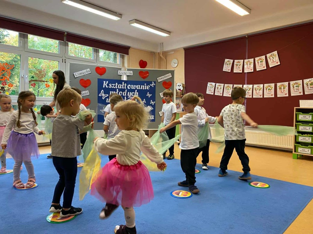 Akademia z okazji Dnia Edukacji Narodowej - Zdjęcie 42