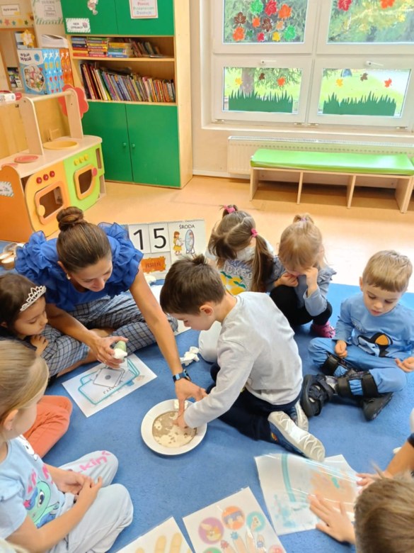 Światowy Dzień Mycia Rąk w grupie Sówki - Zdjęcie 19