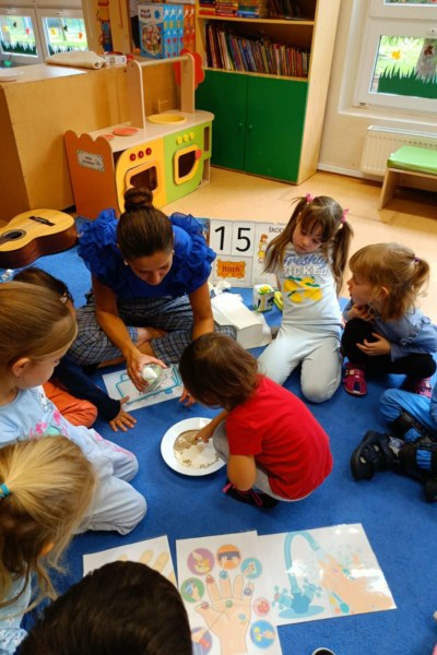 Światowy Dzień Mycia Rąk w grupie Sówki