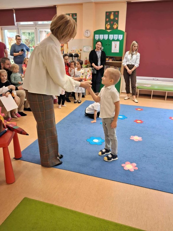 Pasowanie na Przedszkolaka: Sówki 2025 - Zdjęcie 25