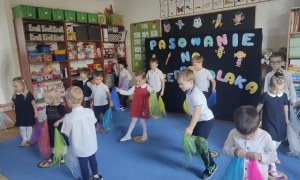 Pasowanie na Przedszkolaka: Żabki 2025 - Zdjęcie 2