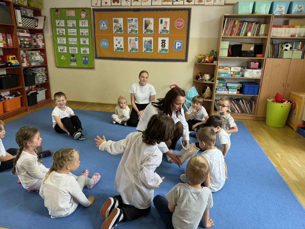 Żabki: Październik 2025 - Zdjęcie 248