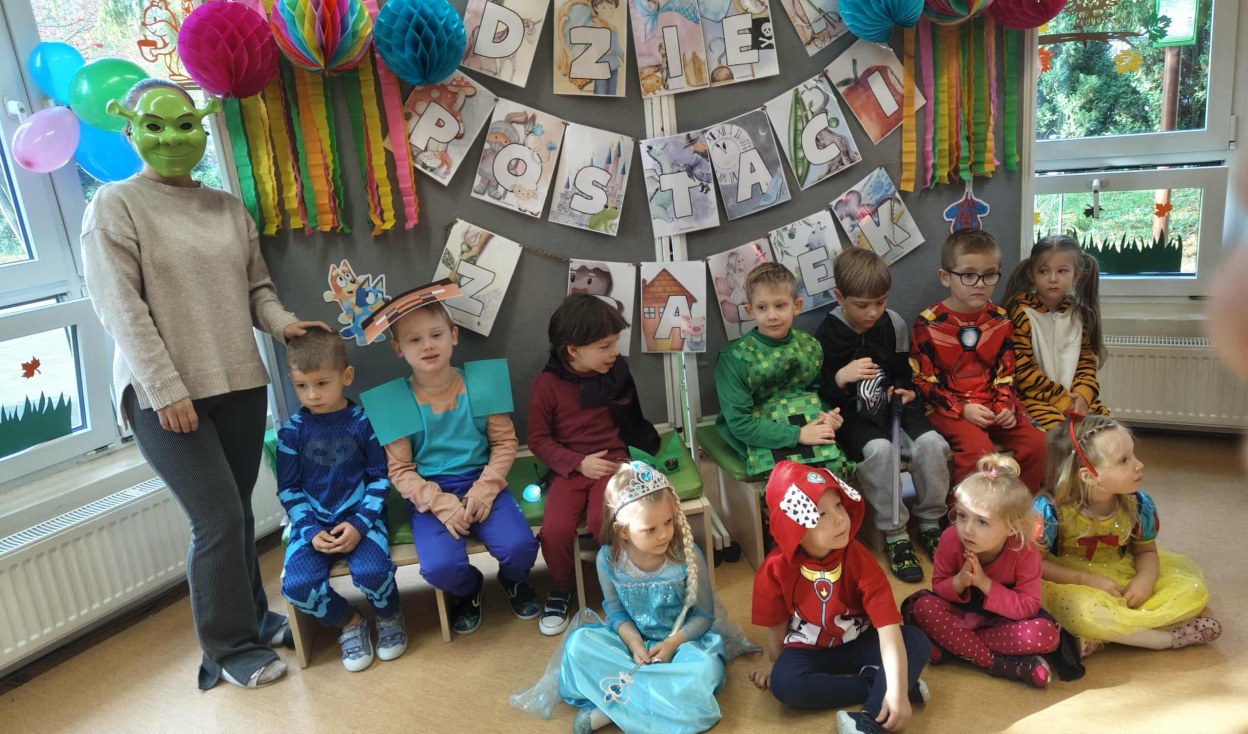 Światowy Dzień Postaci z Bajek - Zdjęcie 12