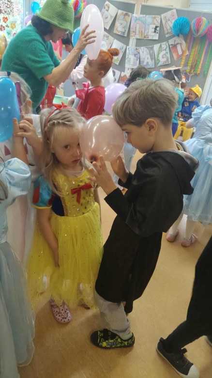 Światowy Dzień Postaci z Bajek - Zdjęcie 132