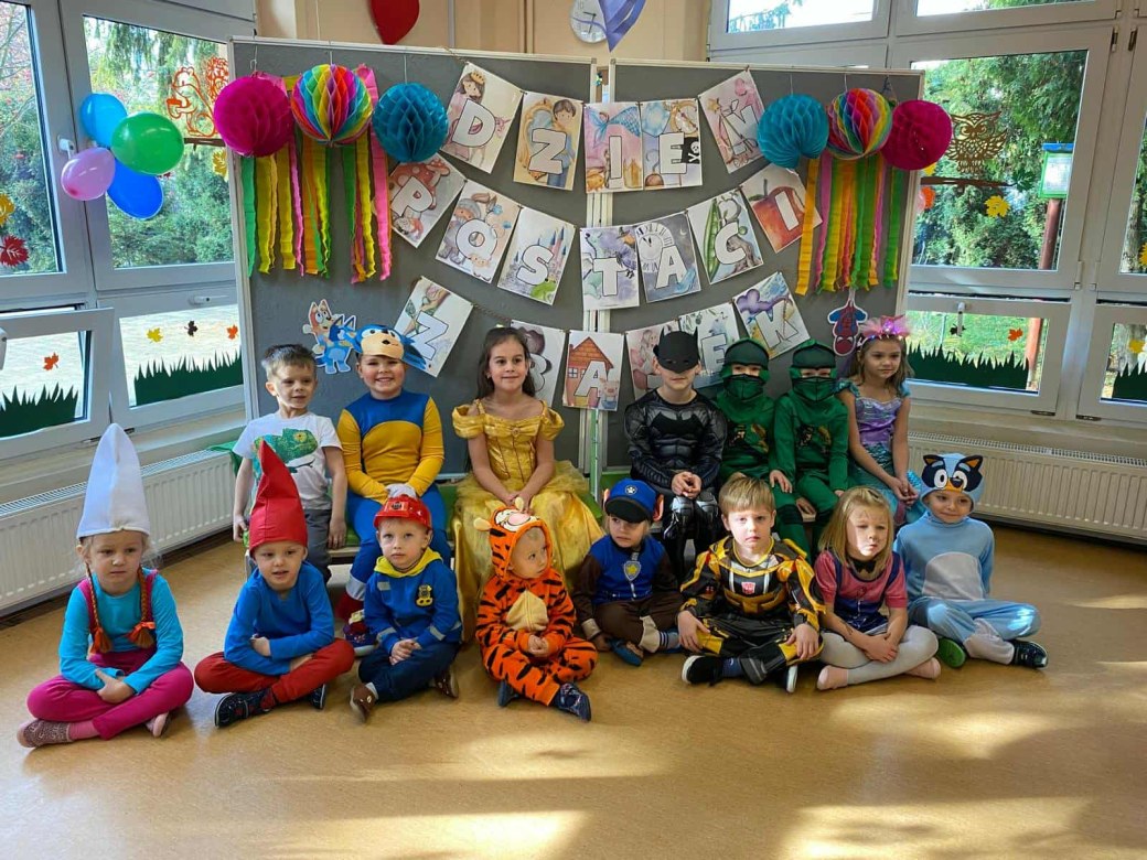 Światowy Dzień Postaci z Bajek - Zdjęcie 46