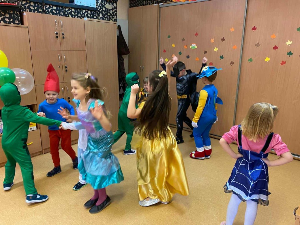 Światowy Dzień Postaci z Bajek - Zdjęcie 134