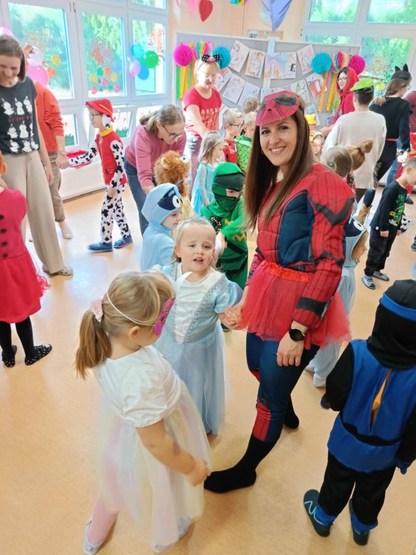 Światowy Dzień Postaci z Bajek - Zdjęcie 141