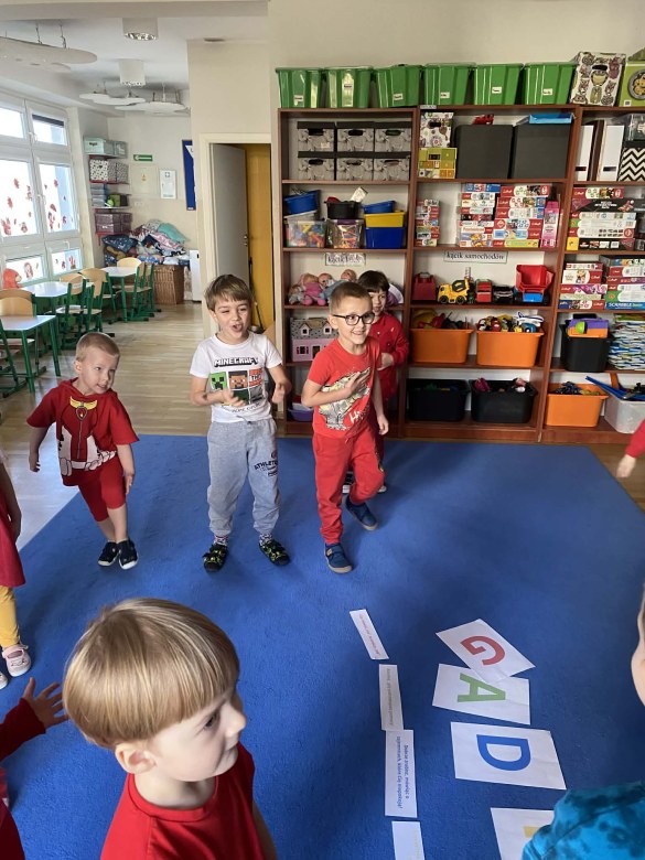 Międzynarodowy Dzień Przeciwdziałania Przemocy wobec Dzieci - Zdjęcie 8