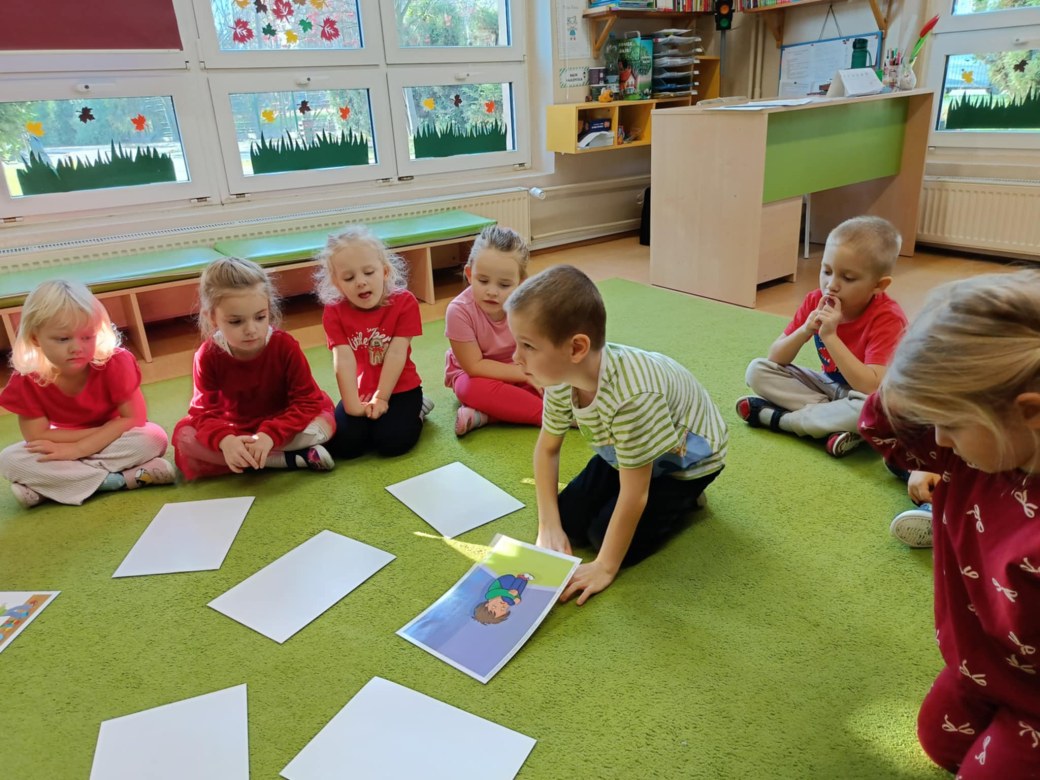 Międzynarodowy Dzień Przeciwdziałania Przemocy wobec Dzieci - Zdjęcie 32