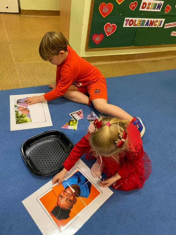 Międzynarodowy Dzień Przeciwdziałania Przemocy wobec Dzieci - Zdjęcie 19