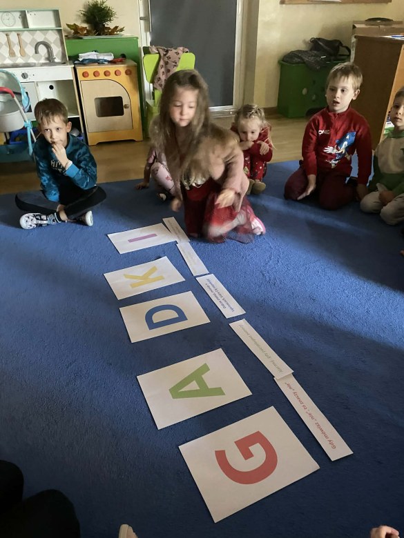 Międzynarodowy Dzień Przeciwdziałania Przemocy wobec Dzieci - Zdjęcie 39