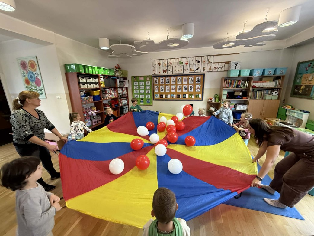 Żabki: Listopad 2025 - Zdjęcie 1