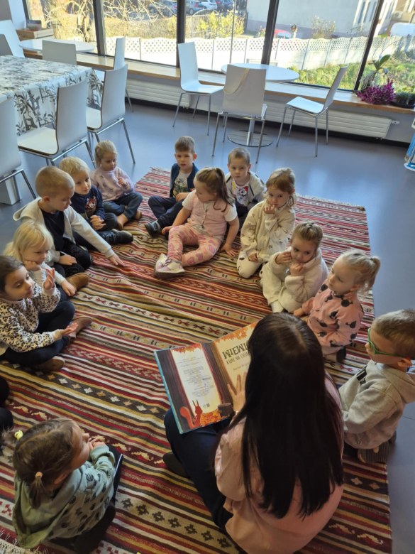 Sówki: Warsztaty w bibliotece - Zdjęcie 55