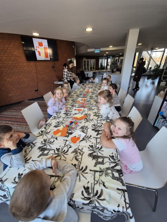 Sówki: Warsztaty w bibliotece - Zdjęcie 27