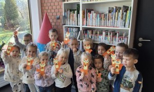 Sówki: Warsztaty w bibliotece - Zdjęcie 76