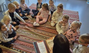 Sówki: Warsztaty w bibliotece - Zdjęcie 8