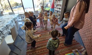 Sówki: Warsztaty w bibliotece - Zdjęcie 11