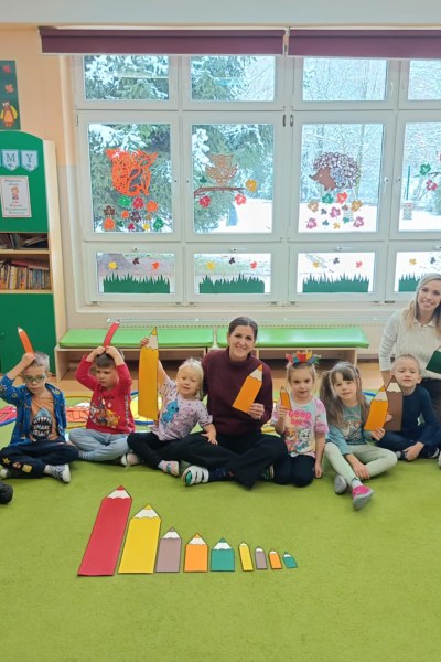 Sówki : Dzień Kredki