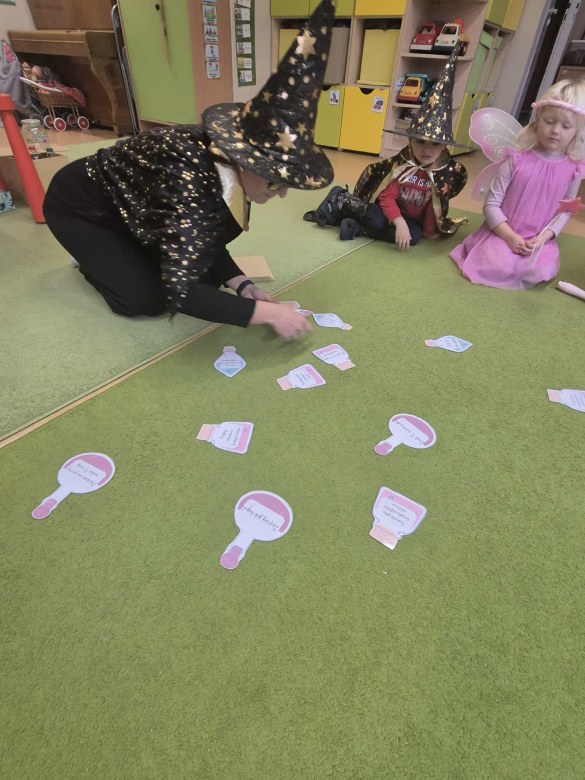 Sówki: Andrzejkowe Czary Mary - Zdjęcie 1