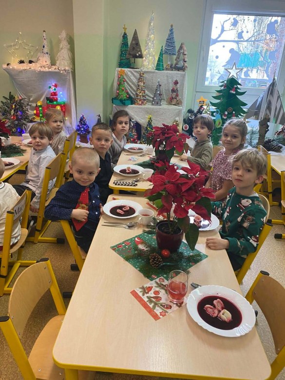 Przedszkolna Wigilia - Zdjęcie 5