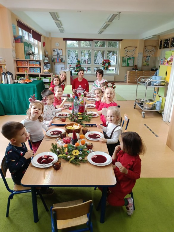 Przedszkolna Wigilia - Zdjęcie 29