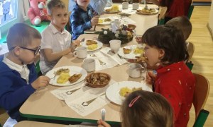 Przedszkolna Wigilia - Zdjęcie 14