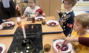 Przedszkolna Wigilia - Zdjęcie 22