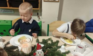 Przedszkolna Wigilia - Zdjęcie 27